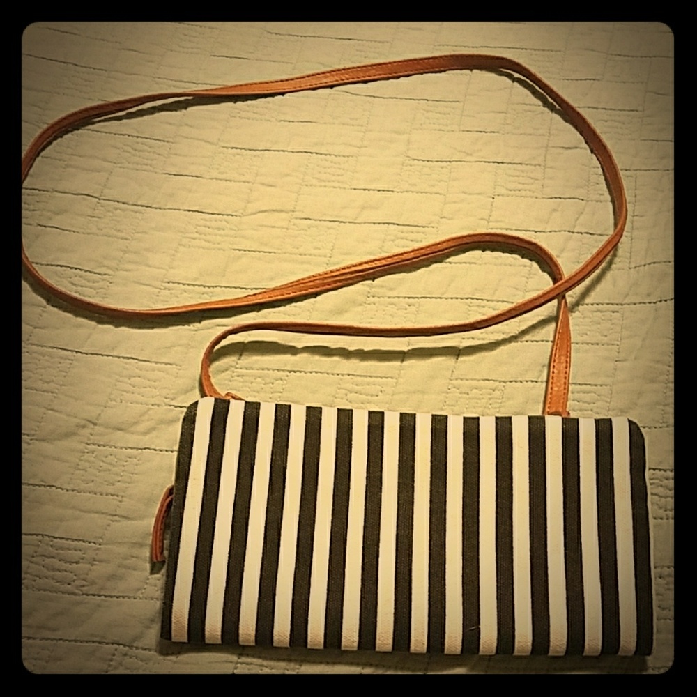 Striped crossbody wallet purse